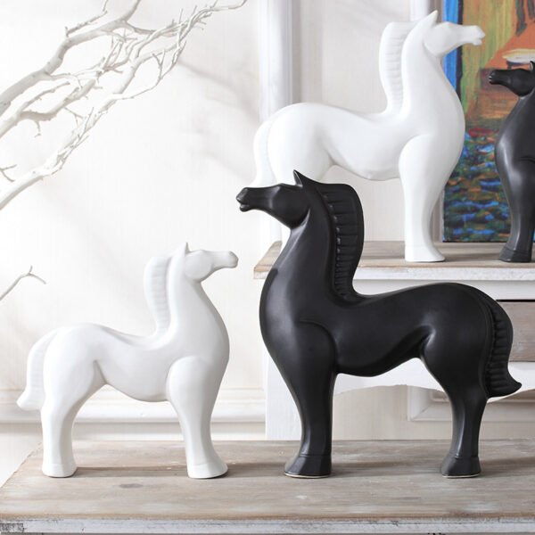 Deco A Horse of Troy - Image 8