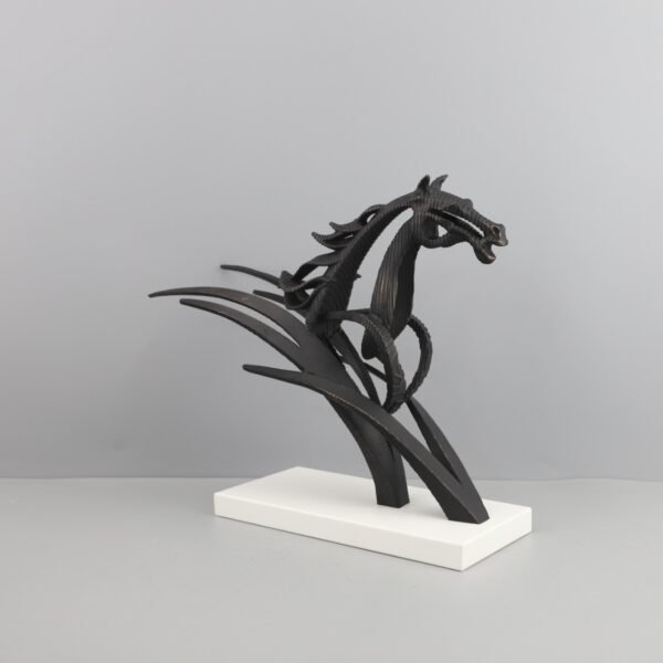 Deco Beaver Horse - Image 3